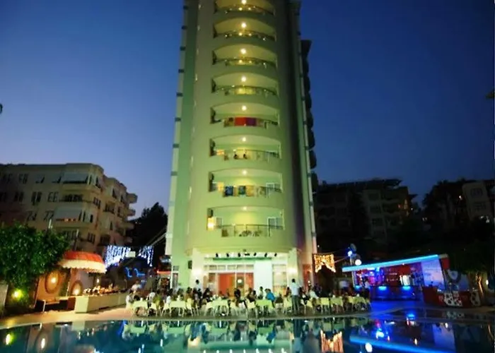 Okan Tower 3*